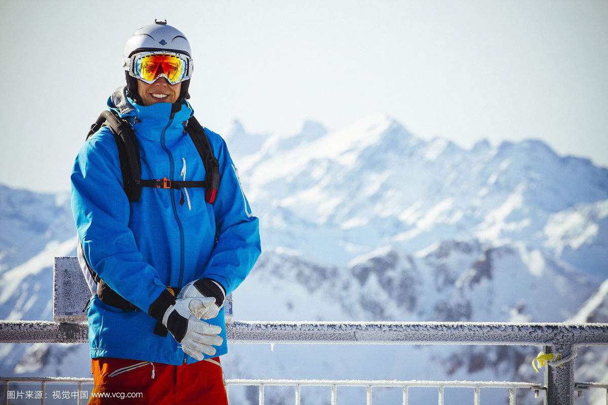 一篇文章告訴你,滑雪服和沖鋒衣羽絨服有什么區(qū)別